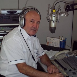DIRETOR E PROPRETARIO DA WEB RADIO AMERICA
